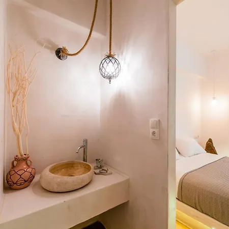 Kouros & Hotell Faliraki