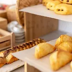 酒店 Kouros & Suites--faliraki--adults Only *
