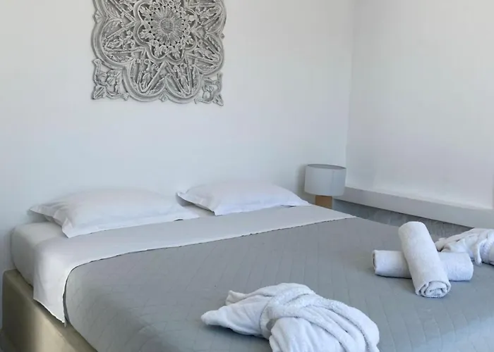 Hotel Kouros &