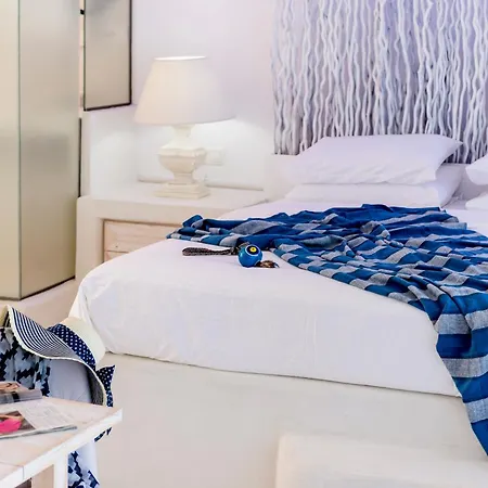 Kouros & Hotel Faliraki